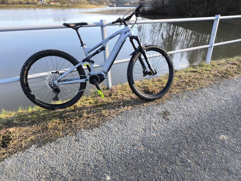 MAXBIKE HALDEN 2.0 , Šedý , Velikost M , Najeto 400KM 