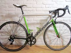 CANNONDALE SUPERSIX EVO na Shimano ULTEGRA, 58 cm. Super stav