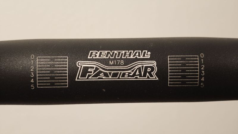 Renthal Fatbar black 31.8mm/800mm/40mm rise.