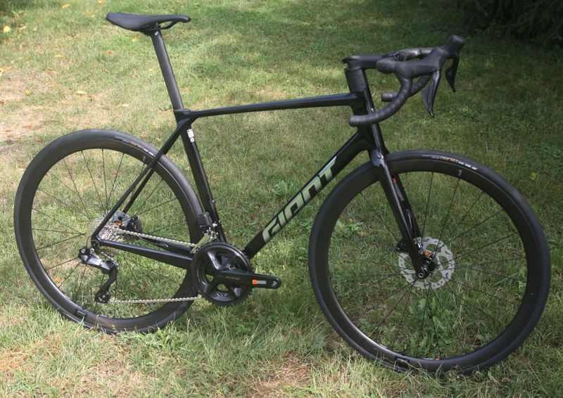 GIANT TCR Advanced Pro 1 Di2 2024/2025 – závodní karbonová silnička - NOVÁ