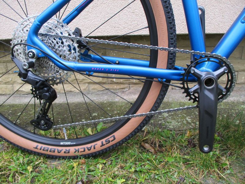 Nové 29" kolo ROZZO Grace, vzduchová vidlice Manitou Markhor, osazení Shimano Deore1x12, pevné osy