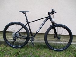 Nové 29" kolo ROZZO BOOST, vzduchová vidlice Suntour Raidon 34, osazení Shimano Deore1x12, pevné osy