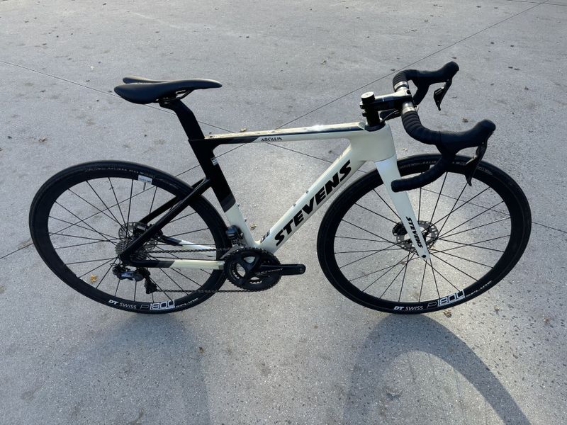 STEVENS ARCALIS 51 cm - zakázková stavba - Shimano Ultegra elektrika 2 x 11