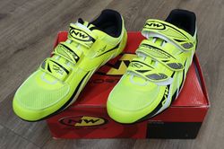 silniční tretry NORTHWAVE Fighter Yellow Fluo - NOVÉ