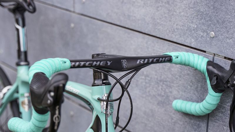 Bianchi Intenso / WCS/ Campagnolo