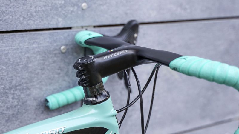 Bianchi Intenso / WCS/ Campagnolo