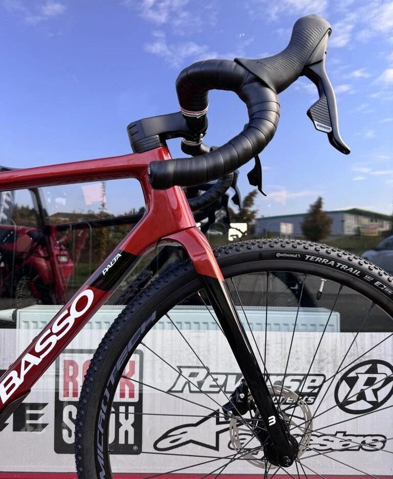 🔥🔥 SLEVA 45.000 Kč 🔥🔥 BASSO PALTA, CANDY RED, SRAM RIVAL ETAP AXS XPLR, MICROTECH MX25