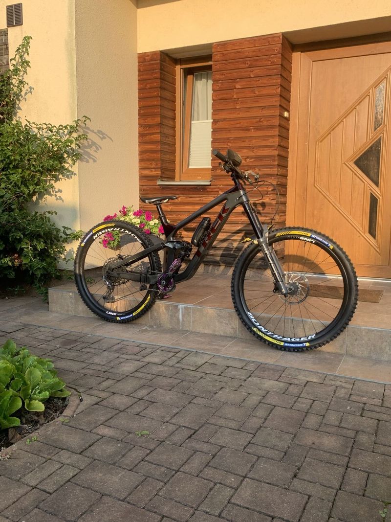 TREK SLASH 9.9 2021