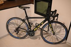 Silniční karbonové kolo - 11sp, kombinace R7000 a Ultegra R8000, Mavic Cosmic