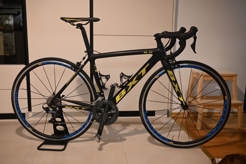 Silniční karbonové kolo - 11sp, kombinace R7000 a Ultegra R8000, Mavic Cosmic