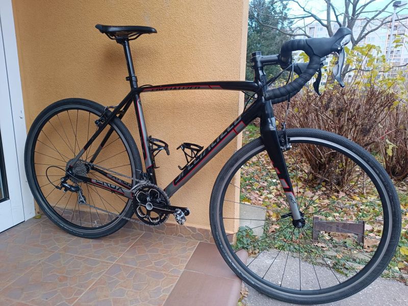 Specialized CruX vel. 56 (pro postavu +-180cm), upgr. Shimano 105 2x10 + další komponenty k tomu 