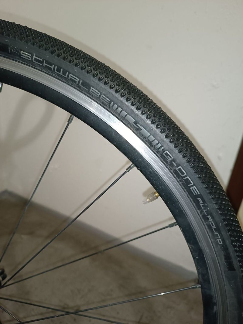 Specialized CruX vel. 56 (pro postavu +-180cm), upgr. Shimano 105 2x10 + další komponenty k tomu 