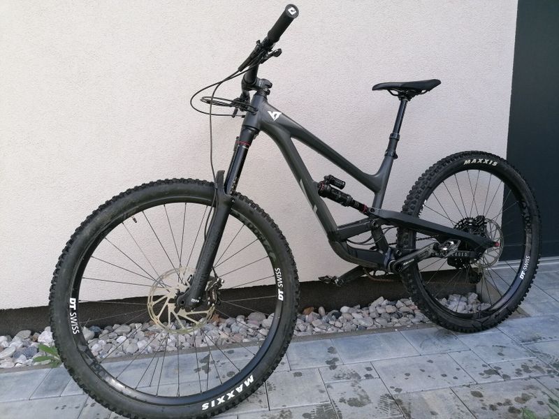 Yt capra core 1 29"