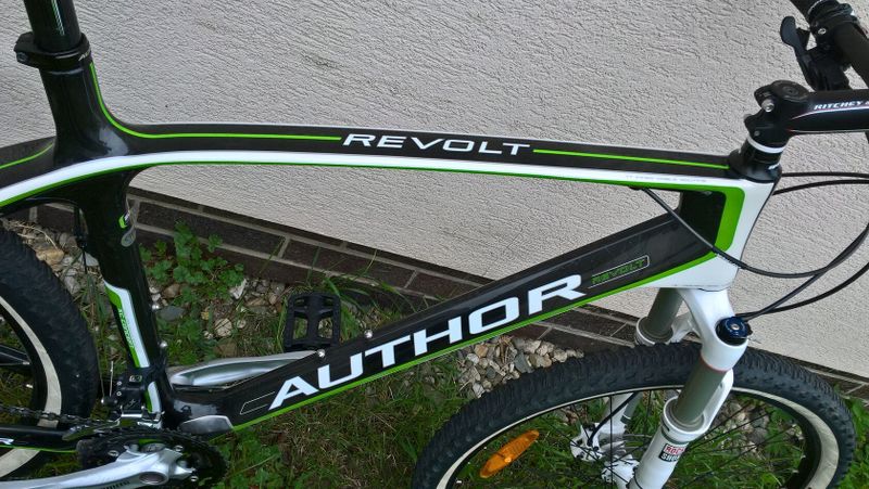 CARBON AUTHOR REVOLT 26 XL