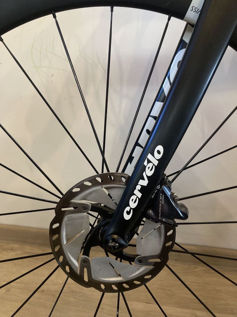 Cervélo R3 Disc, Ultegra