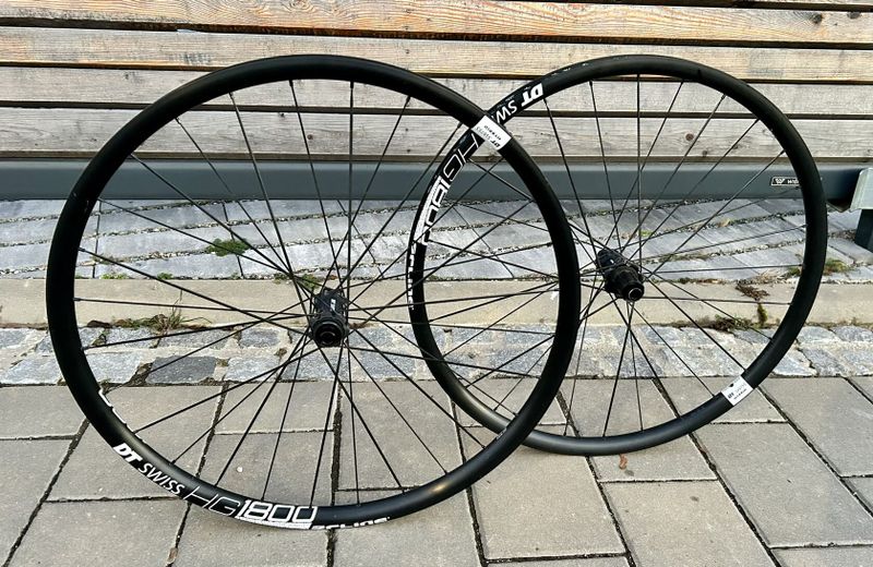 Gravel kola DT Swiss HG 1800 Spline Hybrid Boost 700c