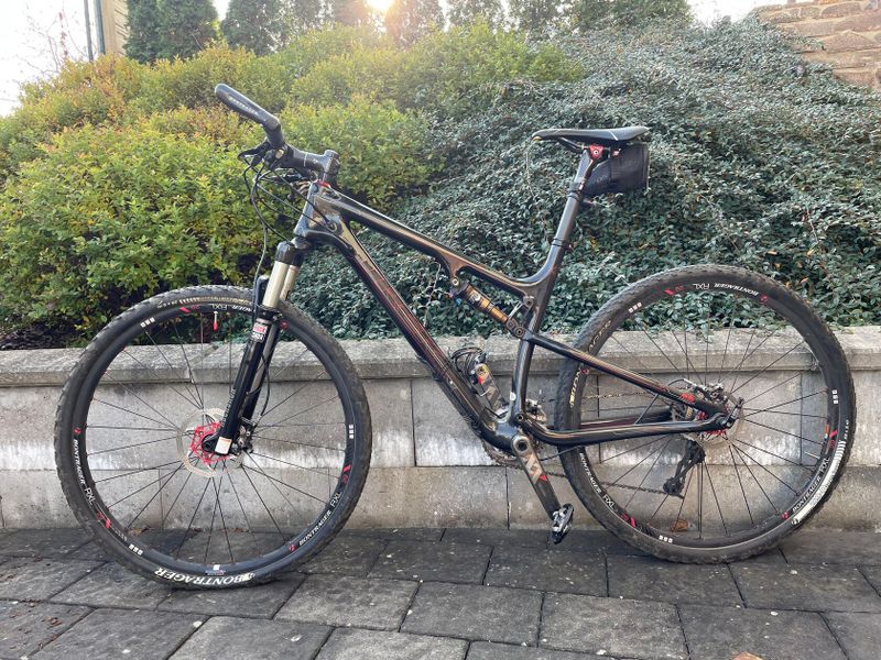 Trek Super Fly 100 Top stav