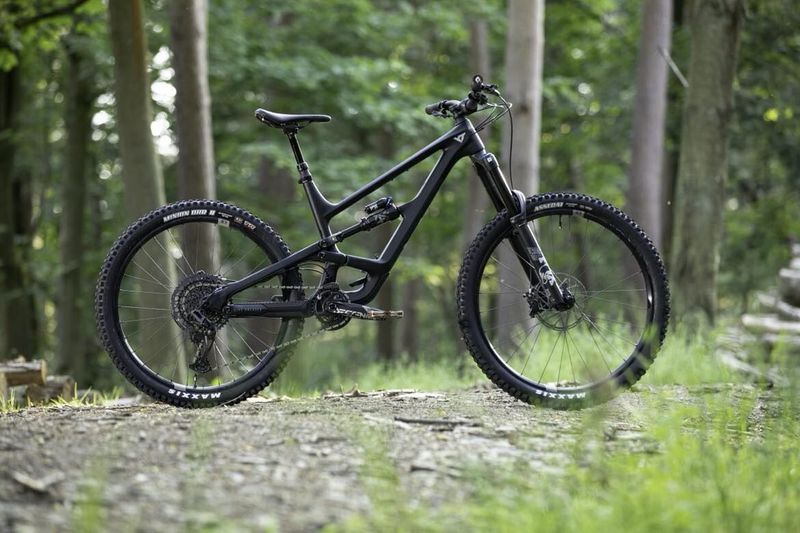 YT Capra MX Core 2 NX (Mullet) 2023