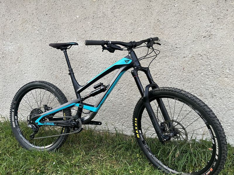 YT Capra 27 AL