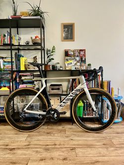 Canyon Aeroad CF SL 7.0 Disc