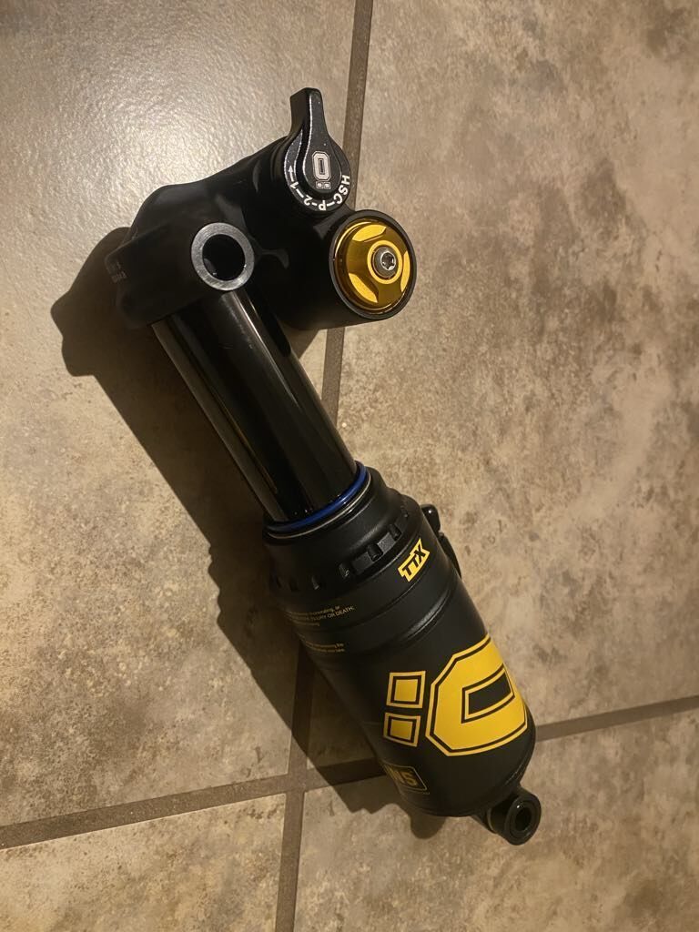 Tlumič Ohlins TTX2 Air, Trunnion 205 x 65