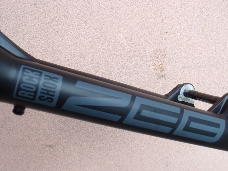 Nová vidlice Rock Shox ZEB RC 27.5"