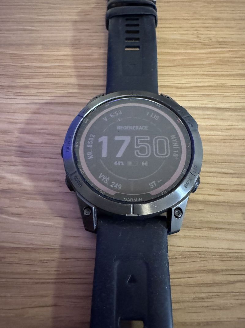 Garmin Fenix 7 saphire solar ( záruka do 4.2.2025 Alza