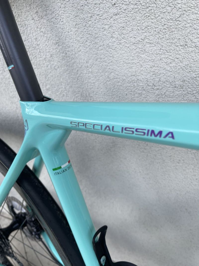 Bianchi Specialissima 2x12 ultegra Di2, velikost 55cm