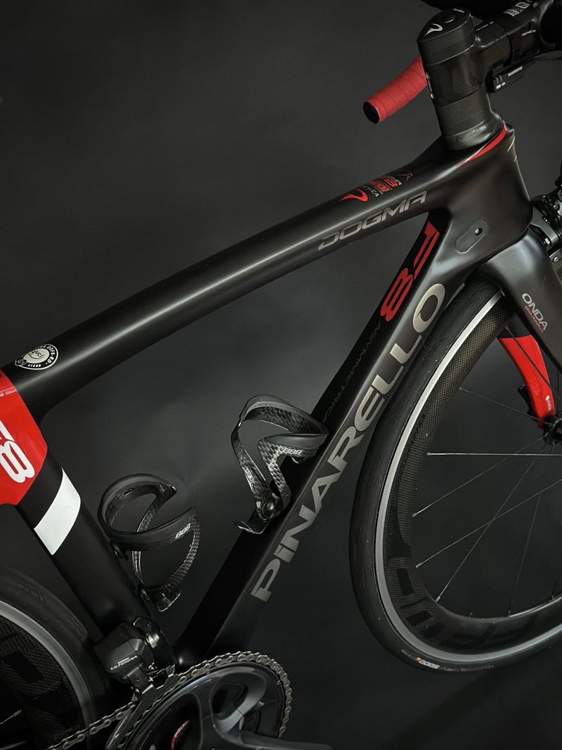 Pinarello Dogma F8 - Perfektní stav