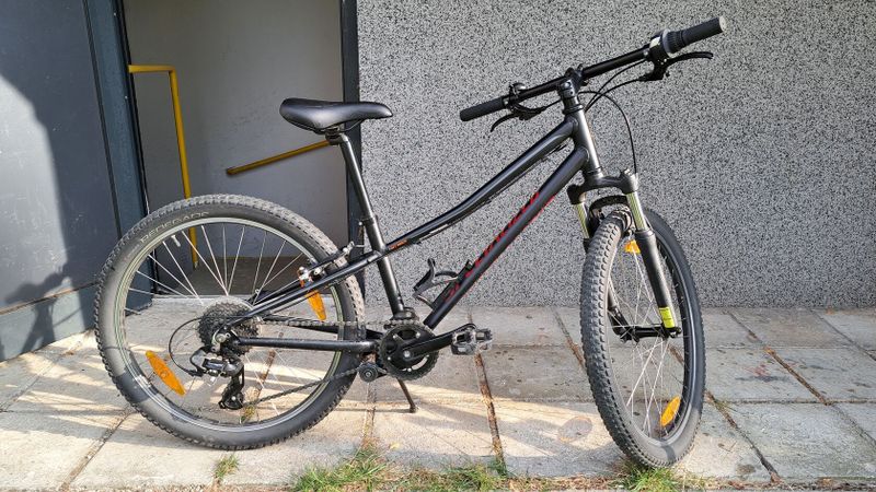 Specialized hotrock 24