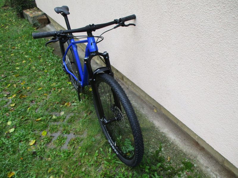 Nové 29" kolo ROZZO BOOST, vzduchová vidlice Suntour Raidon 34, osazení Shimano Deore1x12, pevné osy