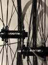 Sada novych MTB zapletenych kol 29' Bontrager Kovee TLR