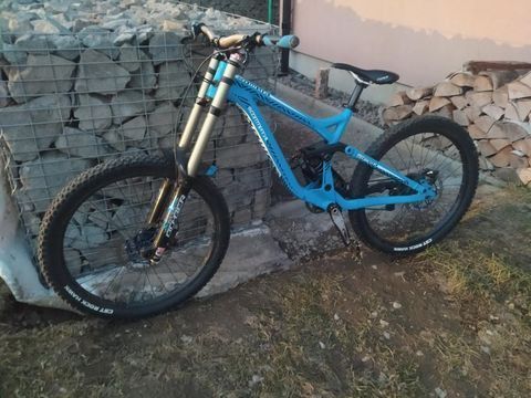 commencal supreme dh v3