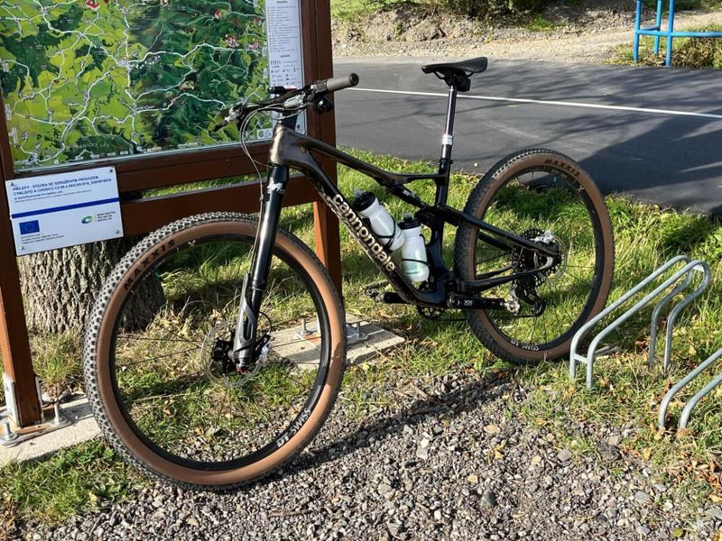 Prodám špičkové celoodpružené kolo Cannondale Scalpel LAB71