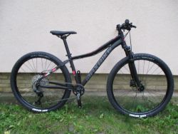 Nové 27,5" kolo na rámu Maxbike M507D 15", Deore 1x11, vzduch. vidlice Suntour XCR