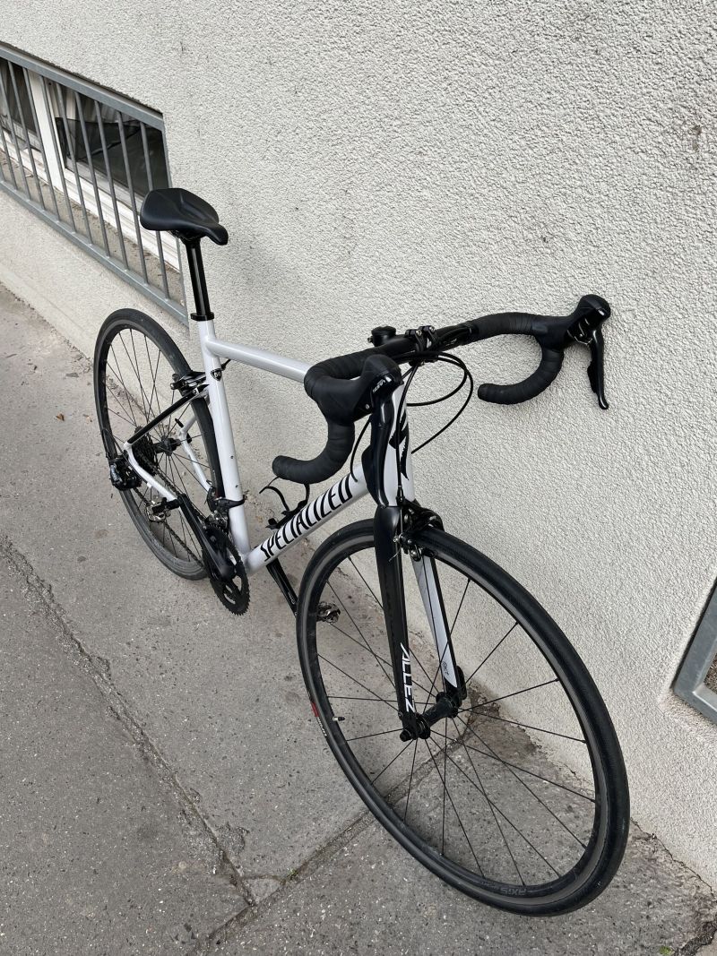 Silniční kolo Specialized Allez