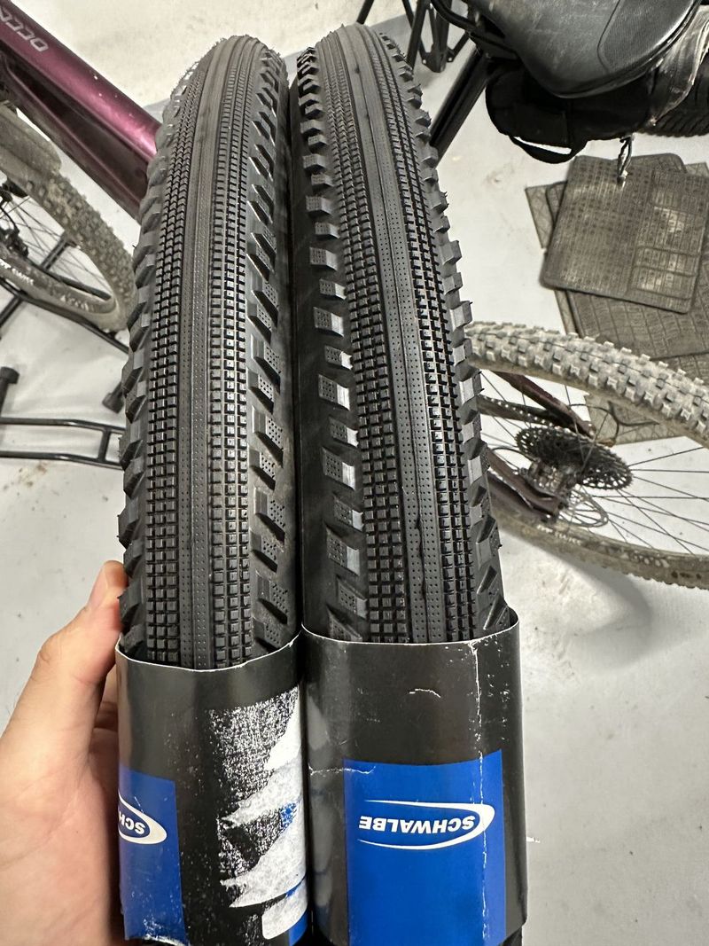 Schwalbe Hurricane 29x2,25”