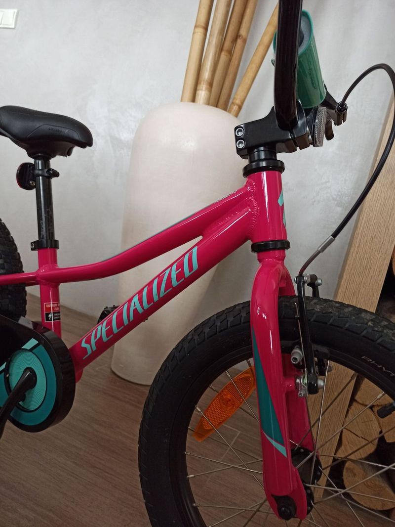 Bezvadné dětské kolo Specialized Riprock, vel. 16