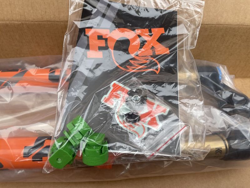 Fox 34 Factory Grip2 29” 140mm kabolt boost 44mm rake