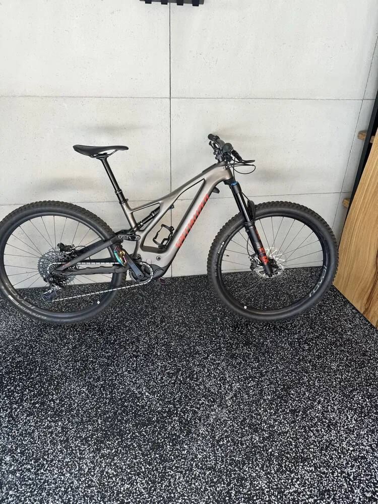 Specialized Turbo Levo Expert carbon