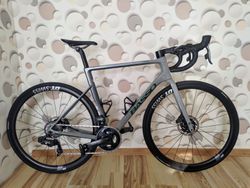 Basso Astra Disc 2023/Sram Force AXS 12s