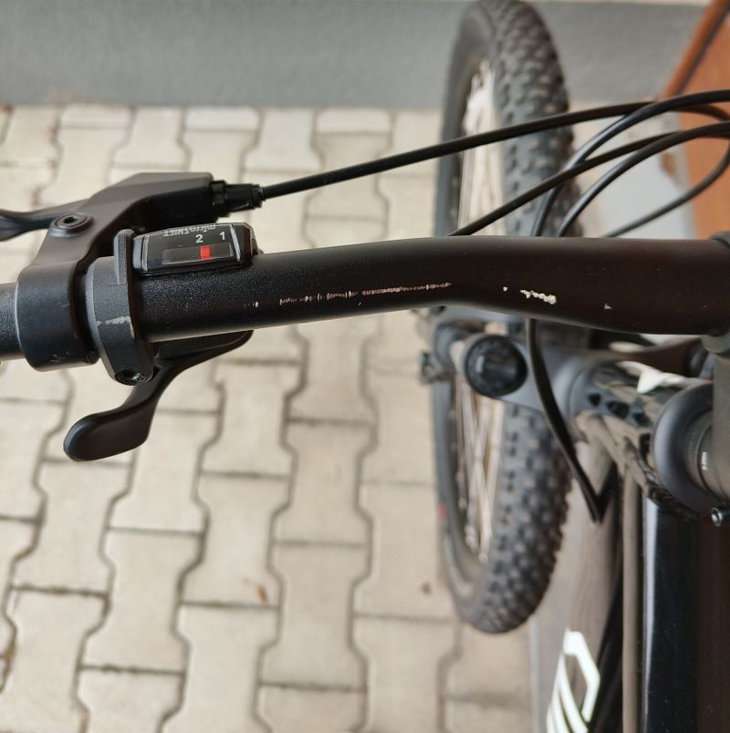 Horské kolo Specialized s dětskou sedačkou