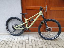 Canyon Spectral 125 CF8, vel. M, 2024, super stav.