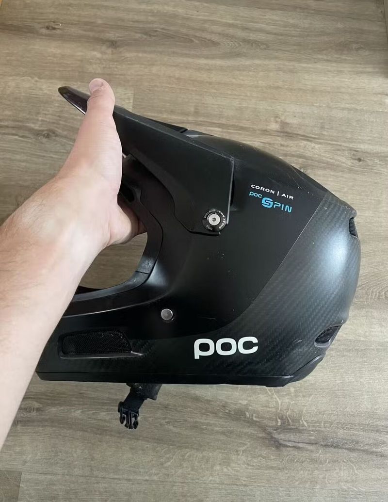 Poc coron air carbon