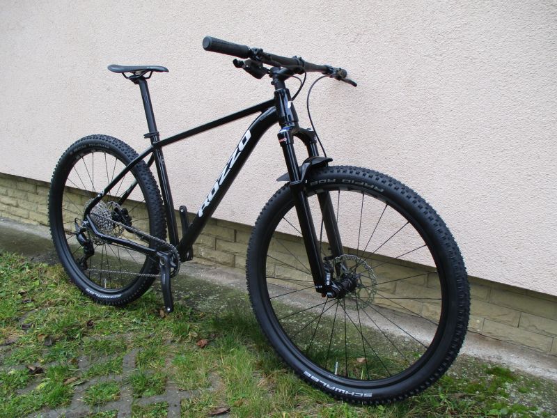 Nové 29" kolo ROZZO BOOST, vzduchová vidlice Suntour Raidon 34, osazení Shimano Deore1x12, pevné osy