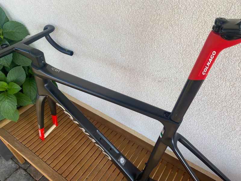 Colnago V4Rs - UAE Emirates, rámová sada