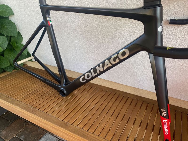 Colnago V4Rs - UAE Emirates, rámová sada