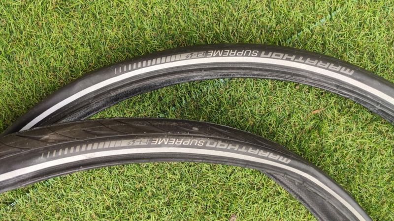 Schwalbe marathon supreme 622-37 (700x35c 28"X1,4") skládací