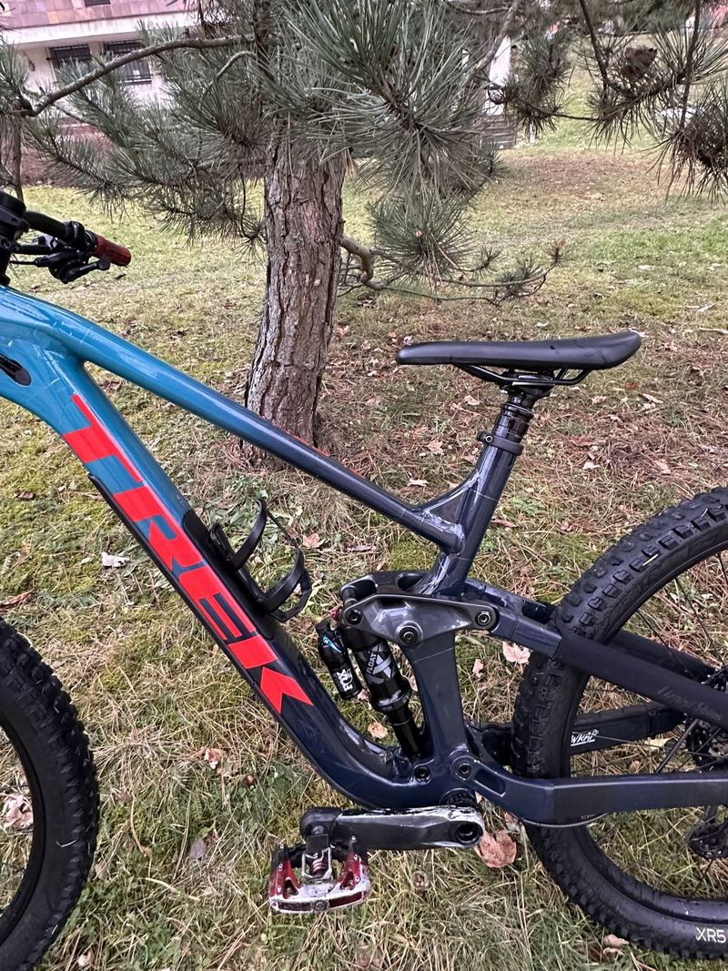 TREK SLASH 8 2021 