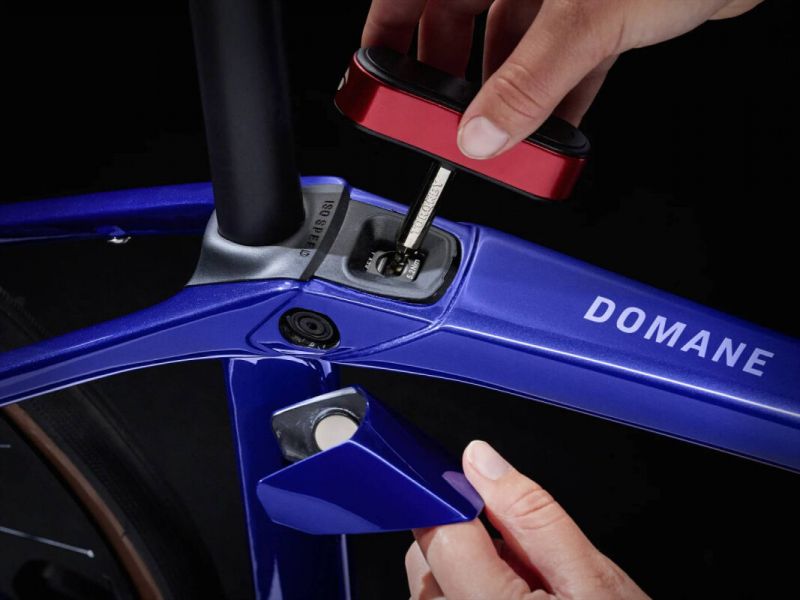 TREK Domane SL 6 Gen 4, Di2, vel. 52, 54, 56, 58, 2024, nové kolo s výraznou slevou